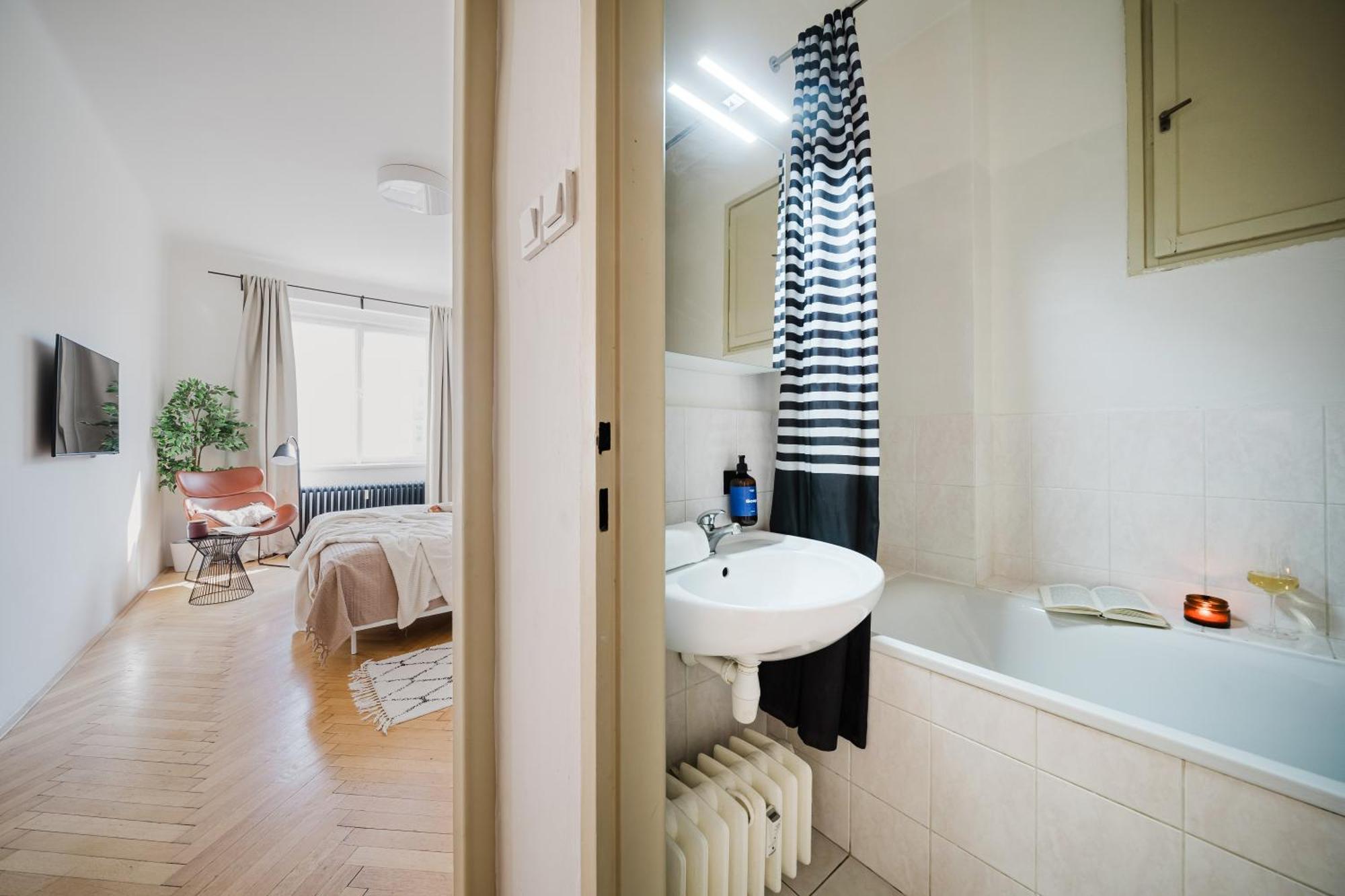 Prague Days - 1Bdr - Workspace - Netflix - New Town Exterior photo